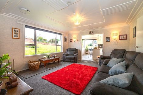 Photo of property in 68 Waldron Crescent, Green Island, Dunedin, 9018