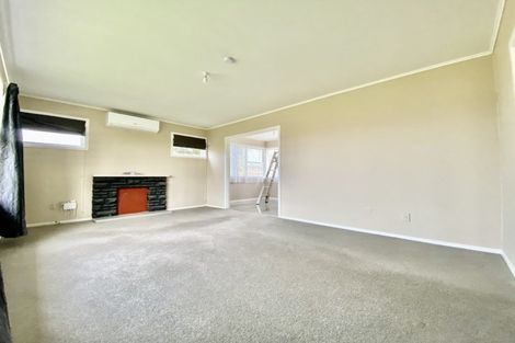 Photo of property in 25 Awatere Street, Clover Park, Auckland, 2023