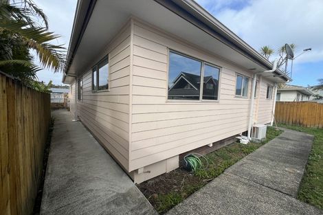 Photo of property in 37b Walton Street, Red Beach, 0932