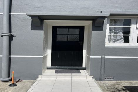 Photo of property in 118 Austin Street, Mount Victoria, Wellington, 6011