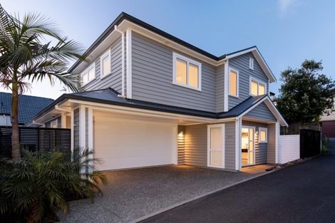 Photo of property in 351b Oceanbeach Road, Mount Maunganui, 3116