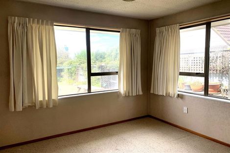 Photo of property in 9 Luxton Place, Rangiora, 7400