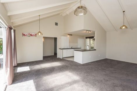 Photo of property in 7 Valecrest Avenue, Parklands, Christchurch, 8083