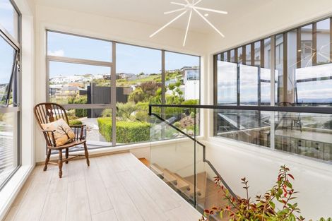 Photo of property in 11 Saint Remy Lane, Redcliffs, Christchurch, 8081