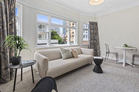 Photo of property in 20e Portland Crescent, Thorndon, Wellington, 6011