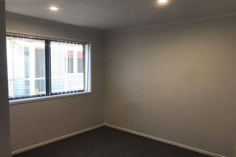 Photo of property in 248a Wairau Road, Glenfield, Auckland, 0627