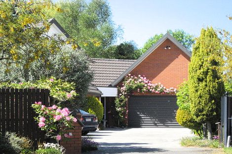 Photo of property in 14 Rubens Place, Burnside, Christchurch, 8053