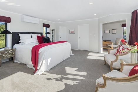 Photo of property in 50 Loloma Drive, Half Moon Bay, Auckland, 2012