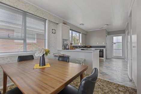 Photo of property in 9 Severn Place, Spotswood, New Plymouth, 4310