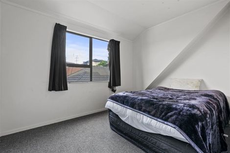 Photo of property in 1/20 Lowburn Place, Clover Park, Auckland, 2019