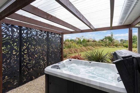 Photo of property in 1378 Poyntzs Road, West Eyreton, Rangiora, 7475