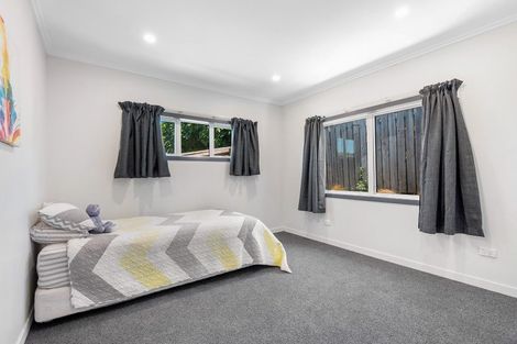 Photo of property in 6d Christie Street, Abbotsford, Dunedin, 9018