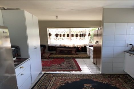 Photo of property in 4b Johnston Road, Mount Wellington, Auckland, 1060