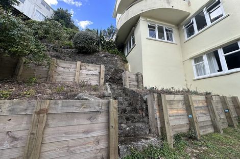 Photo of property in 3/20 Saint Michaels Crescent, Kelburn, Wellington, 6012