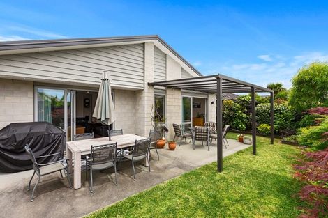 Photo of property in 128 Puhirake Crescent, Pyes Pa, Tauranga, 3112