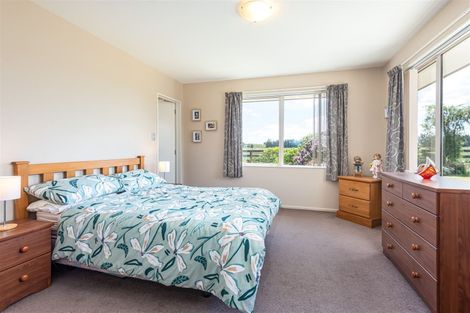 Photo of property in 11 Walnut Way, Rangiora, 7400