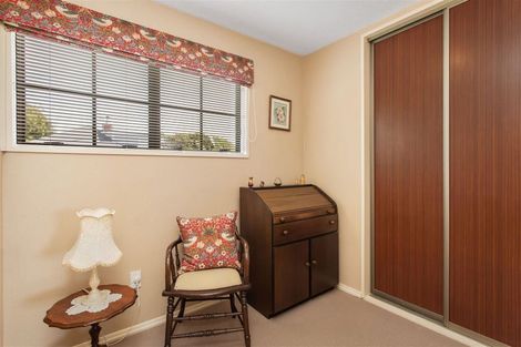 Photo of property in 1 Whareora Terrace, Cashmere, Christchurch, 8022