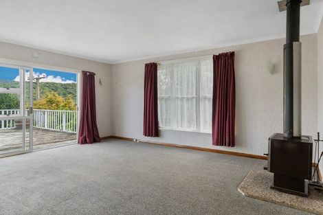 Photo of property in 79a Milton Terrace, Picton, 7220