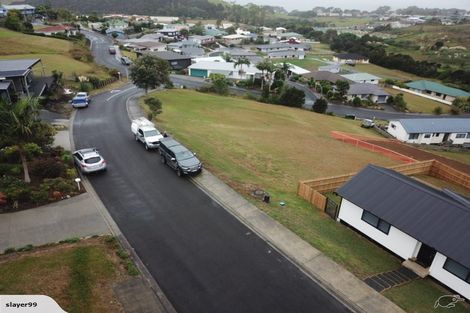 Photo of property in 3 Banksia Road, Cable Bay, 0420