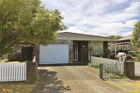 Photo of property in 1/6 Ocean View Road, Milford, Auckland, 0620