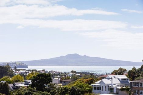 Photo of property in 4a Mamie Street, Remuera, Auckland, 1050