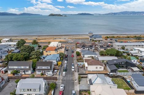Photo of property in 11 Richmond Street, Petone, Lower Hutt, 5012