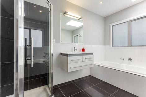 Photo of property in 2 Nelson Avenue, Aotea, Porirua, 5024