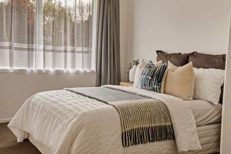 Photo of property in 14a Larch Place, Casebrook, Christchurch, 8051