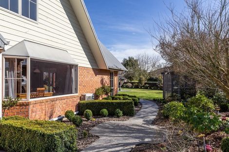 Photo of property in 973 Hoskyns Road, West Melton, Christchurch, 7671