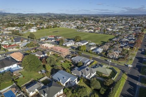 Photo of property in 100 Mansels Road, Parkvale, Tauranga, 3112