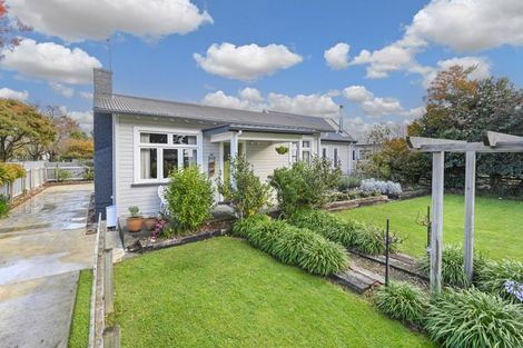 Photo of property in 207 Murdoch Road East, Akina, Hastings, 4122