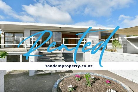Photo of property in 63 Tindalls Bay Road, Tindalls Beach, Whangaparaoa, 0930