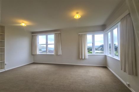 Photo of property in 15 Thornley Street, Titahi Bay, Porirua, 5022