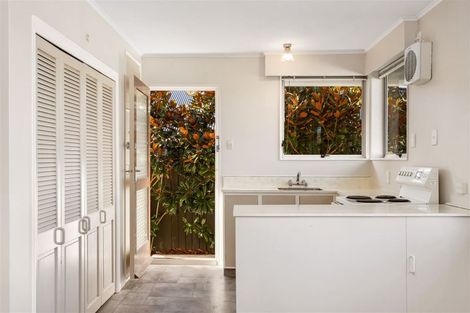 Photo of property in 2/76 Grants Road, Papanui, Christchurch, 8053