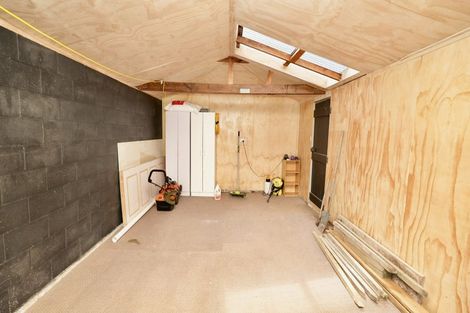 Photo of property in 6 Sutherland Crescent, Westbrook, Palmerston North, 4412