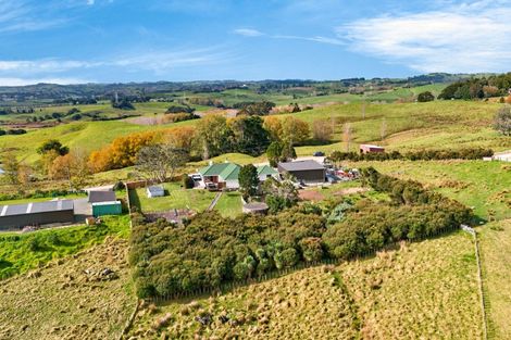 Photo of property in 161 Ranganui Road, Kaiwaka, 0573
