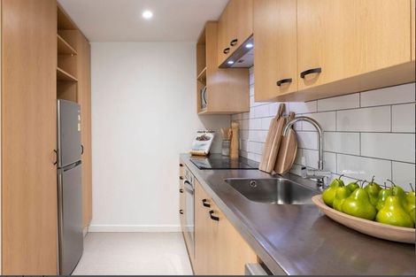 Photo of property in 4/12 Latimer Square, Christchurch Central, Christchurch, 8011