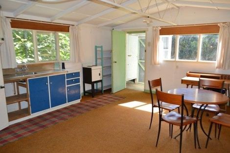 Photo of property in 34 Wi Pere Street, Manakau, 5573