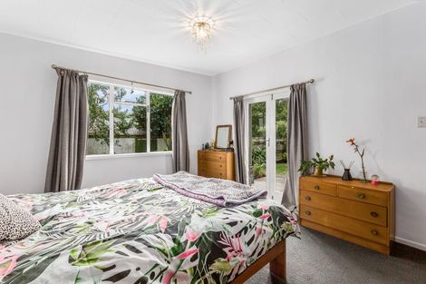 Photo of property in 136 Hine Road, Wainuiomata, Lower Hutt, 5014