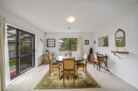 Photo of property in 98 Oxford Street, Tawa, Wellington, 5028