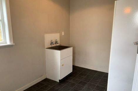 Photo of property in 27 Miro Street, Takaro, Palmerston North, 4410
