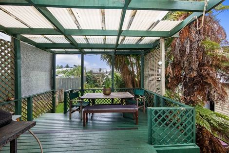 Photo of property in 37 Mckean Avenue, Manurewa, Auckland, 2102