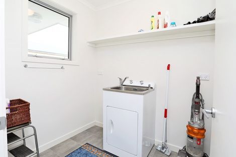 Photo of property in 12 Queen Street, Winton, 9720