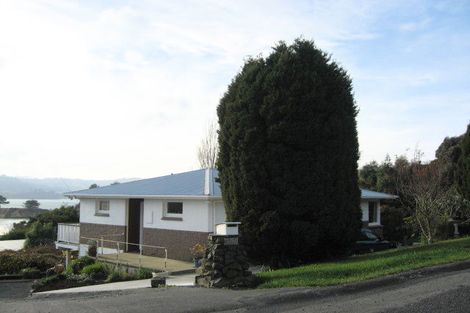 Photo of property in 37 Waikana Street, Broad Bay, Dunedin, 9014