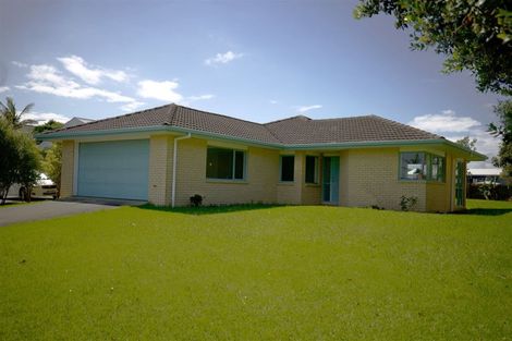 Photo of property in 81 Alec Craig Way, Gulf Harbour, Whangaparaoa, 0930