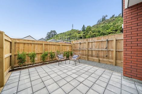 Photo of property in 2/60 Akatarawa Road, Brown Owl, Upper Hutt, 5018