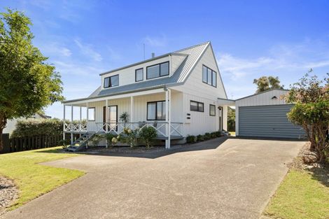 Photo of property in 3 Rangataua Street, Welcome Bay, Tauranga, 3112