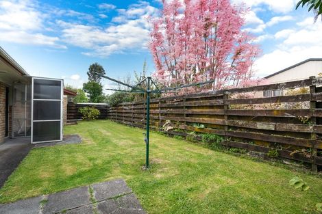 Photo of property in 2/31 Ti Nana Crescent, Henderson, Auckland, 0610