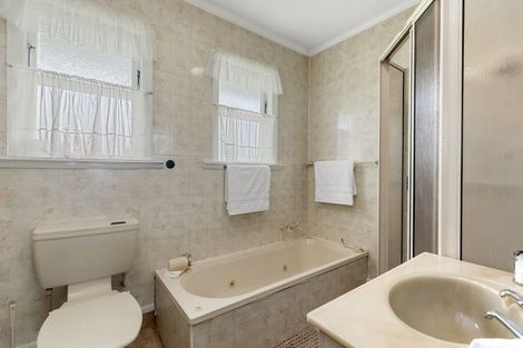 Photo of property in 105 Kowhai Street, Naenae, Lower Hutt, 5011