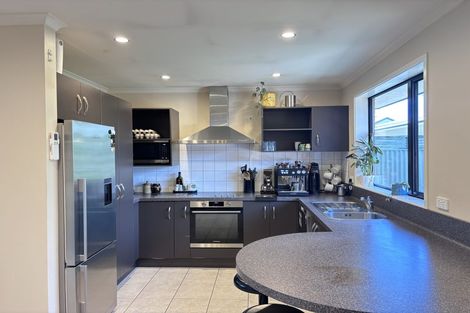 Photo of property in 800a Collinge Road, Mayfair, Hastings, 4122